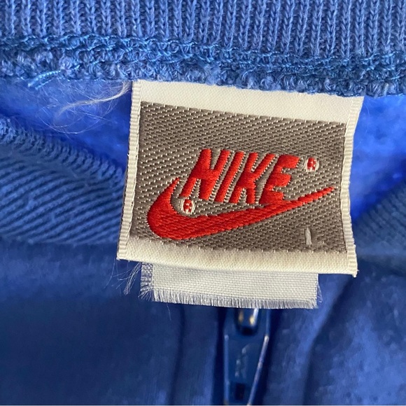 Nike jacket - Picture 2 of 5